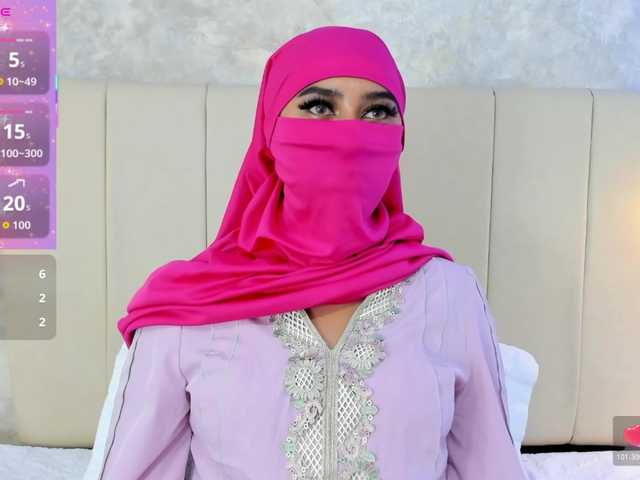 Dakshaa's BongaCams show and profile