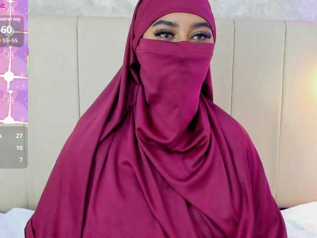 Dakshaa's BongaCams show and profile