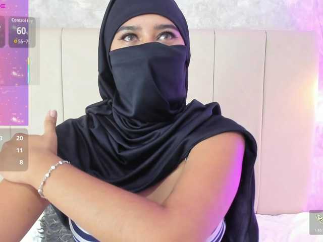 Dakshaa's BongaCams show and profile