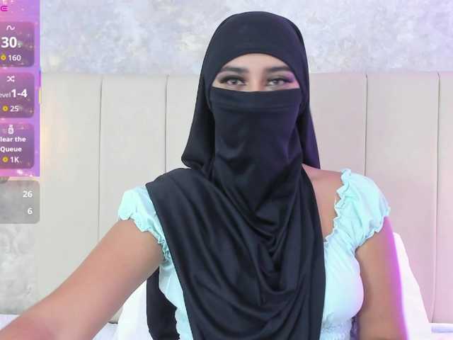 Dakshaa's BongaCams show and profile