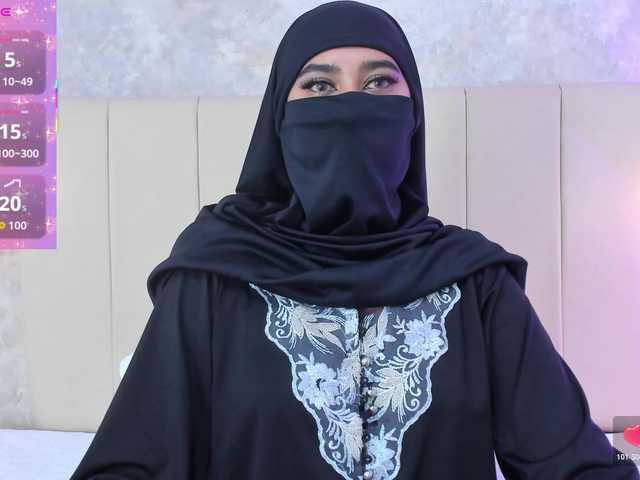 Dakshaa's BongaCams show and profile