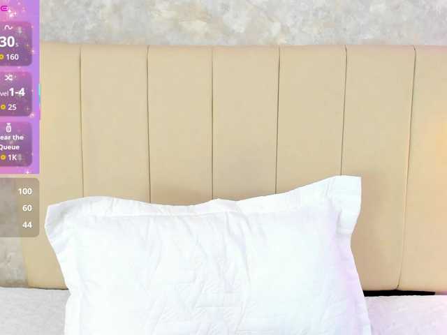 Dakshaa's BongaCams show and profile