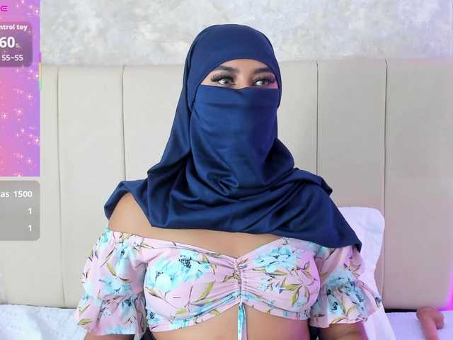 Dakshaa's BongaCams show and profile