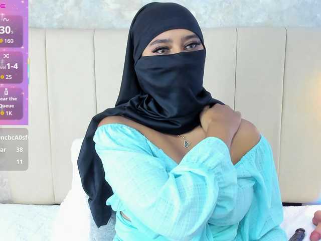 Dakshaa's BongaCams show and profile