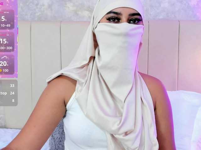 Dakshaa's BongaCams show and profile