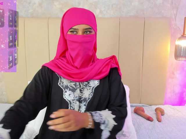 Dakshaa's BongaCams show and profile