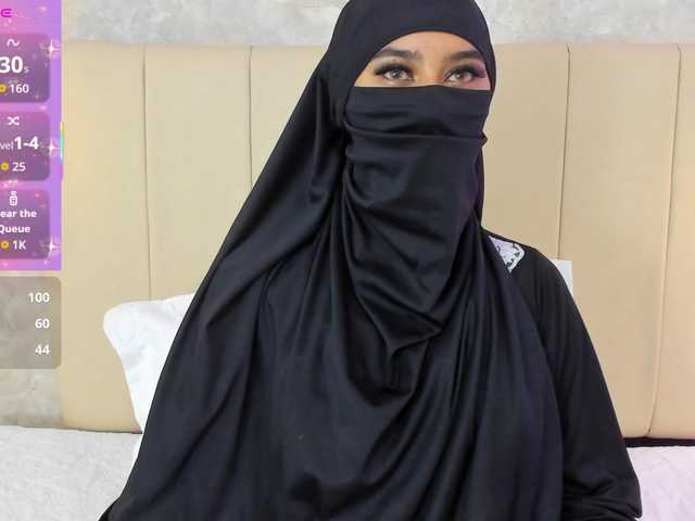 Dakshaa's BongaCams show and profile