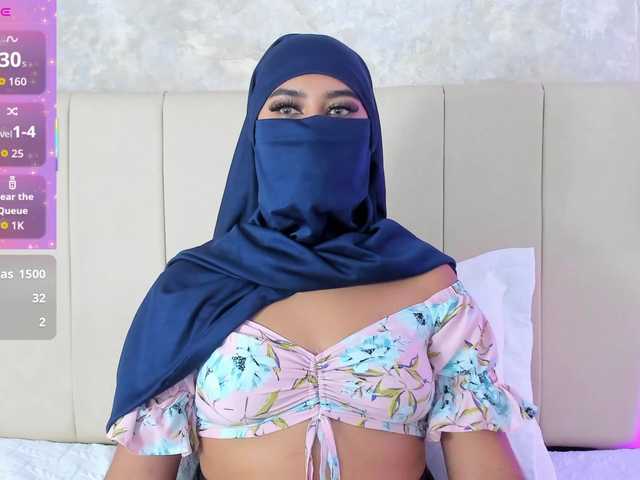 Dakshaa's BongaCams show and profile