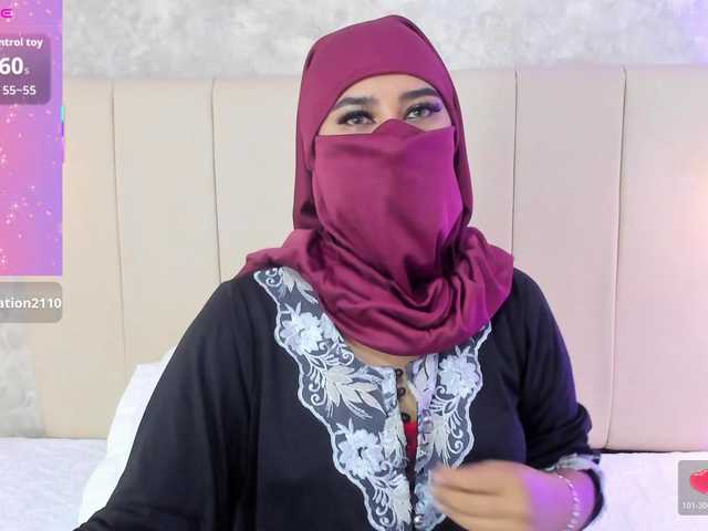 Dakshaa's BongaCams show and profile