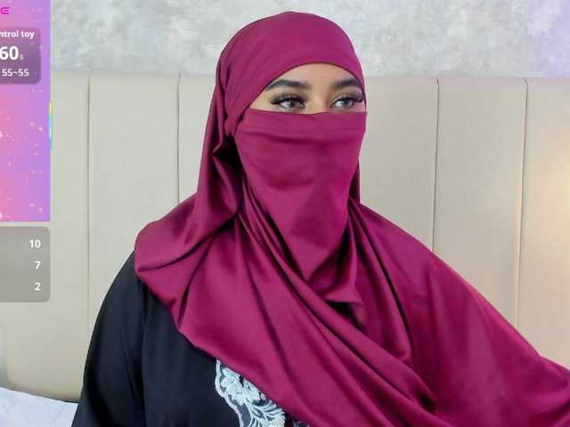 Dakshaa's BongaCams show and profile