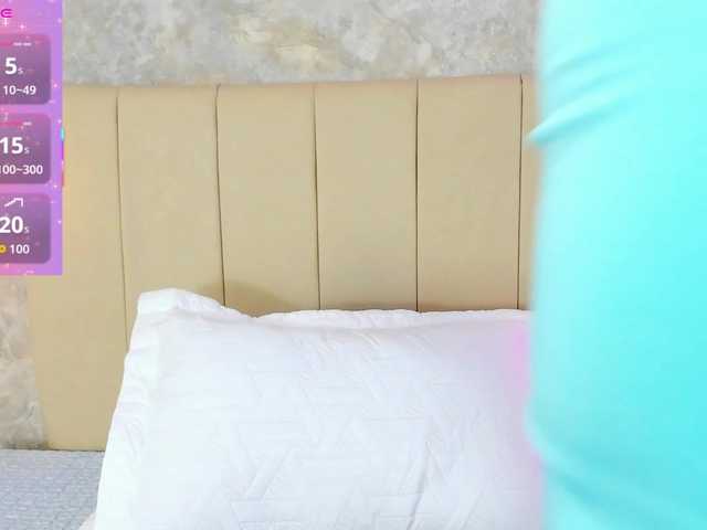 Dakshaa's BongaCams show and profile