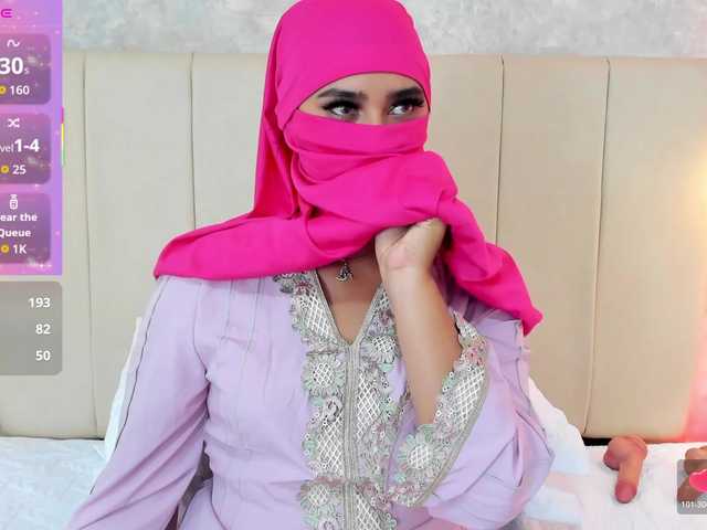 Dakshaa's BongaCams show and profile