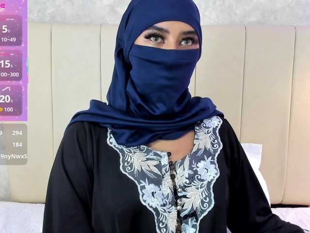 Dakshaa's BongaCams show and profile