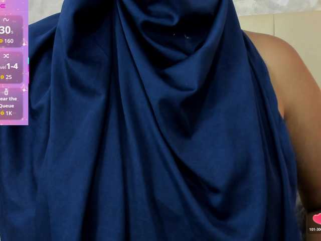 Dakshaa's BongaCams show and profile