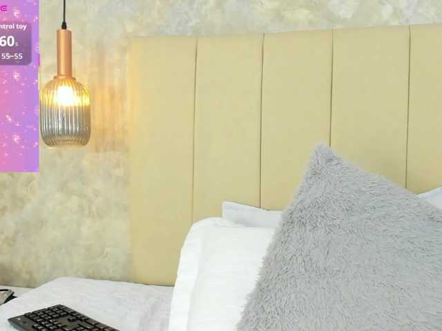 Dakshaa's BongaCams show and profile