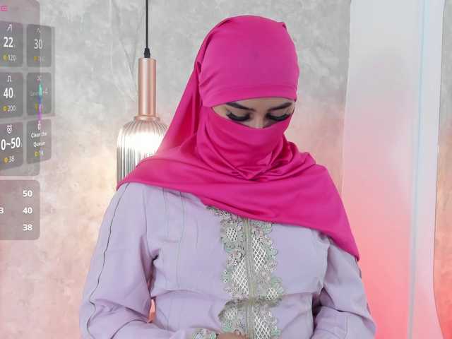 Dakshaa's BongaCams show and profile