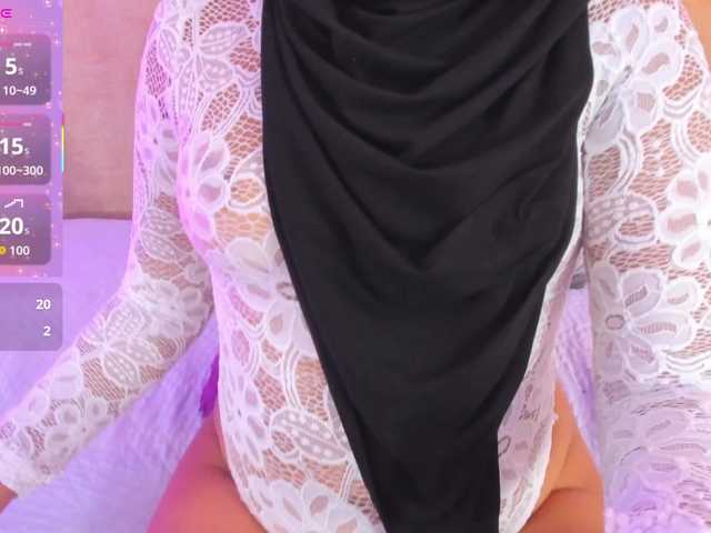 Dakshaa's BongaCams show and profile