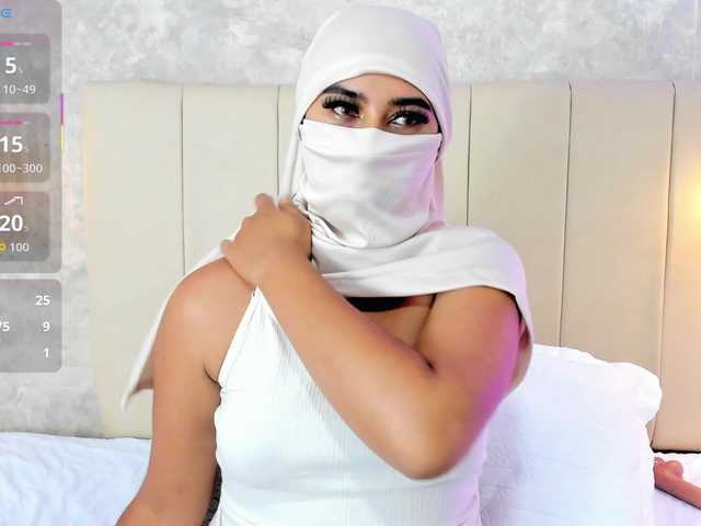 Dakshaa's BongaCams show and profile