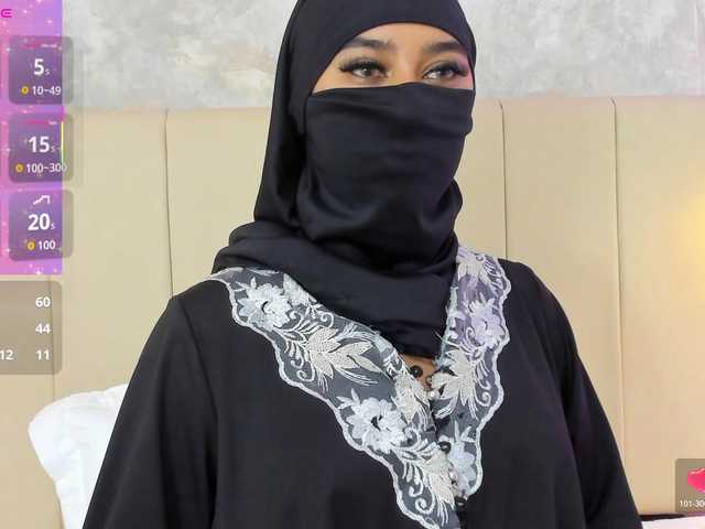 Dakshaa's BongaCams show and profile