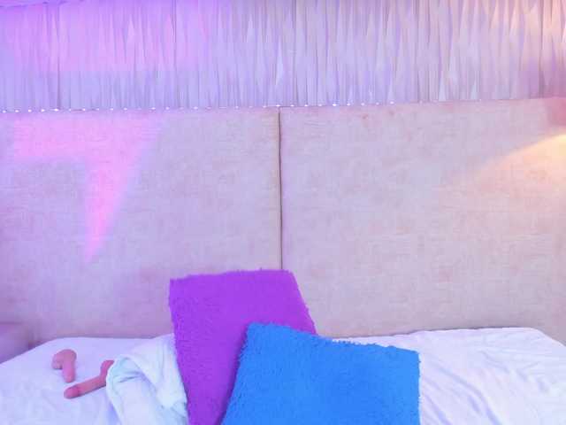 Dakshaa's BongaCams show and profile