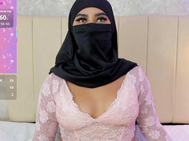 Dakshaa's BongaCams show and profile