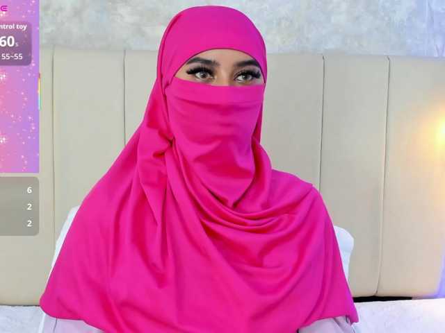 Dakshaa's BongaCams show and profile