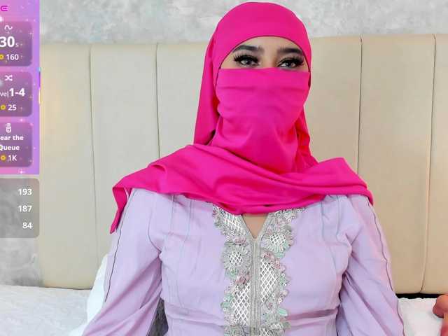 Dakshaa's BongaCams show and profile