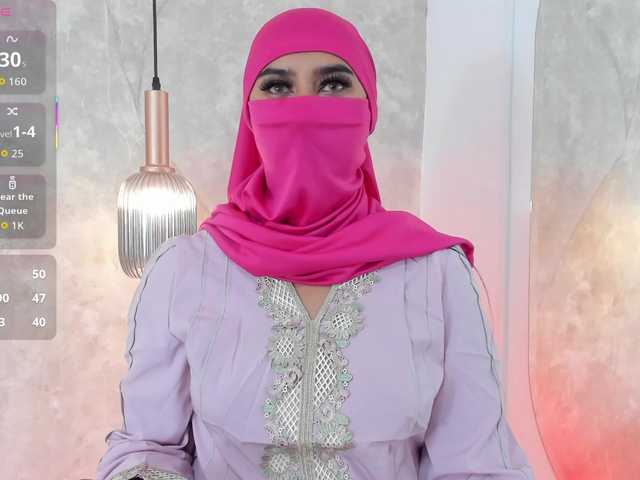 Dakshaa's BongaCams show and profile