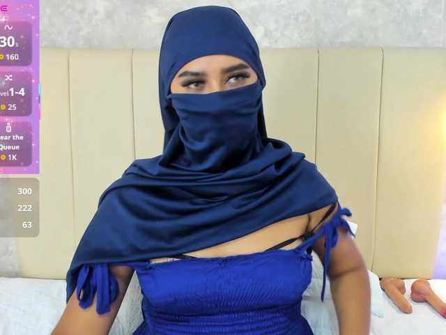 Dakshaa's BongaCams show and profile