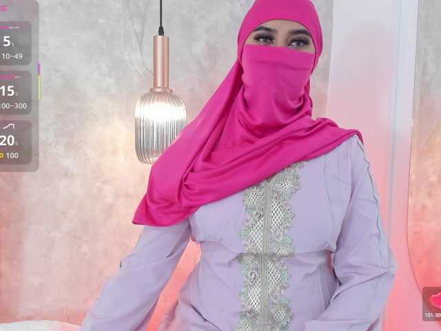 Dakshaa's BongaCams show and profile