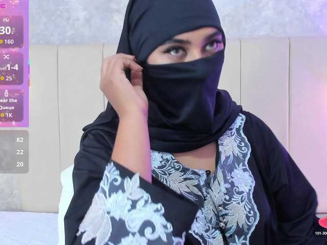 Dakshaa's BongaCams show and profile