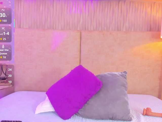 Dakshaa's BongaCams show and profile