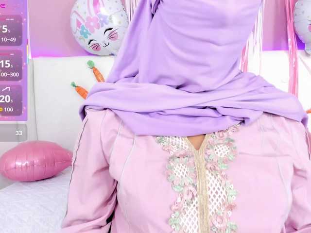 Dakshaa's BongaCams show and profile