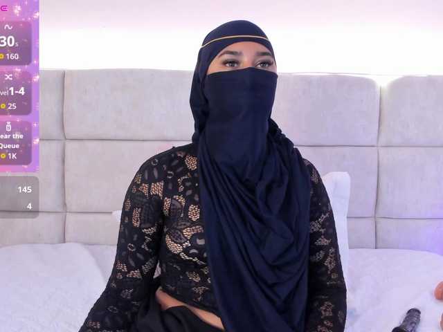 Dakshaa's BongaCams show and profile