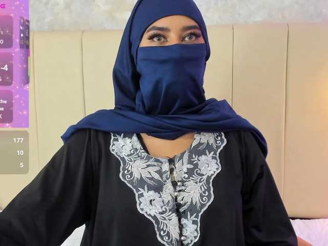 Dakshaa's BongaCams show and profile