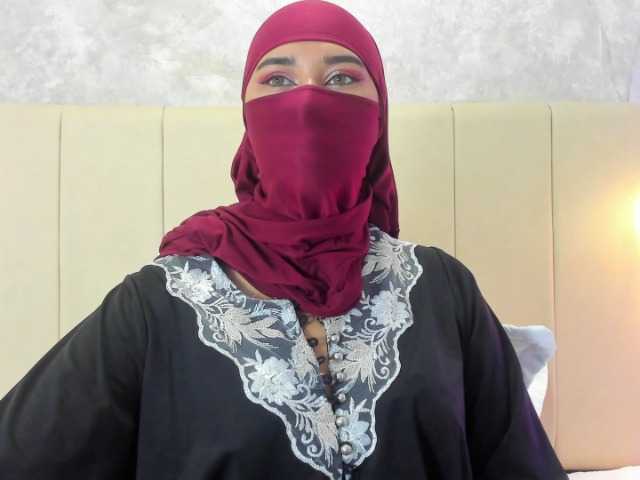 Dakshaa from BongaCams