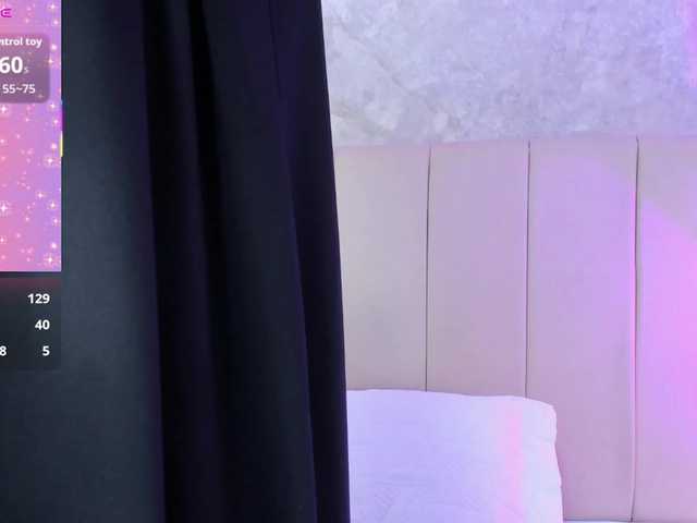 Dakshaa's BongaCams show and profile