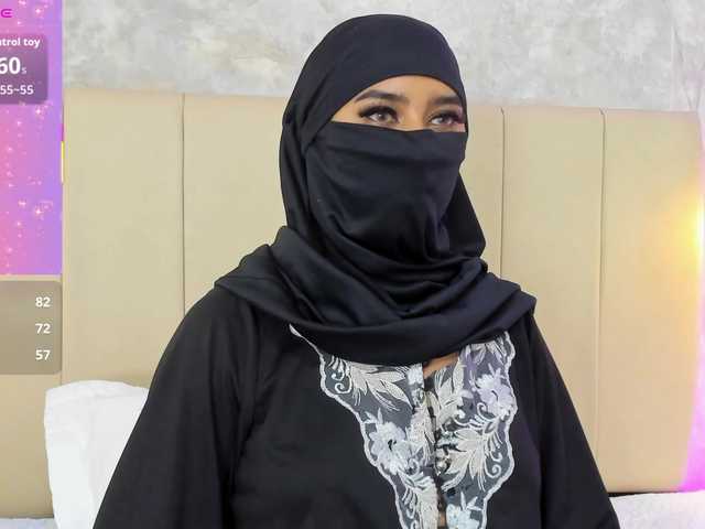 Dakshaa's BongaCams show and profile