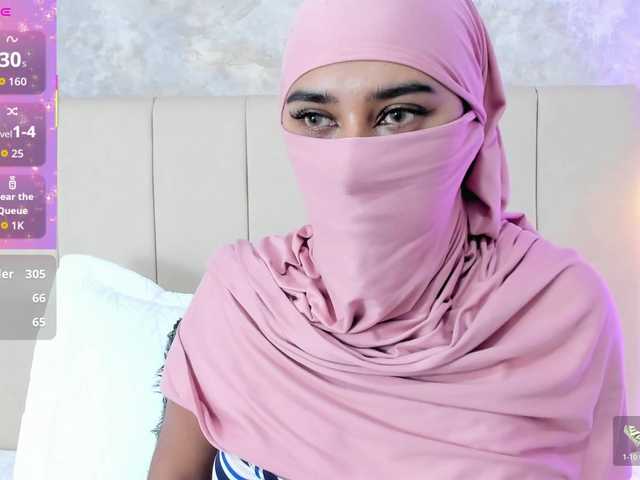 Dakshaa's BongaCams show and profile