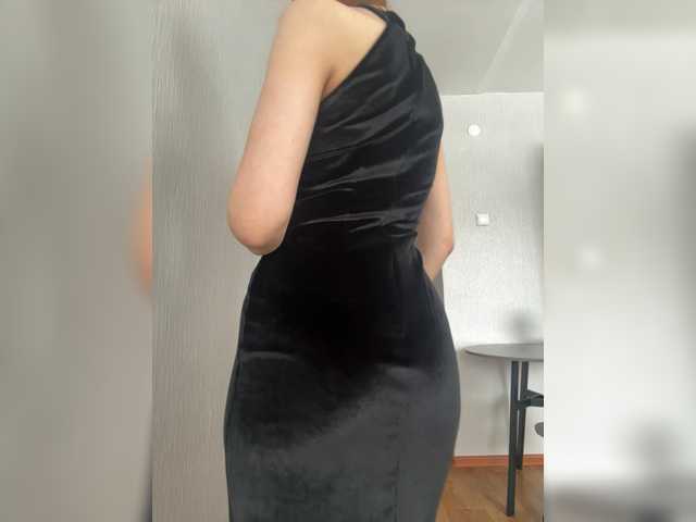 Lola-2's BongaCams show and profile