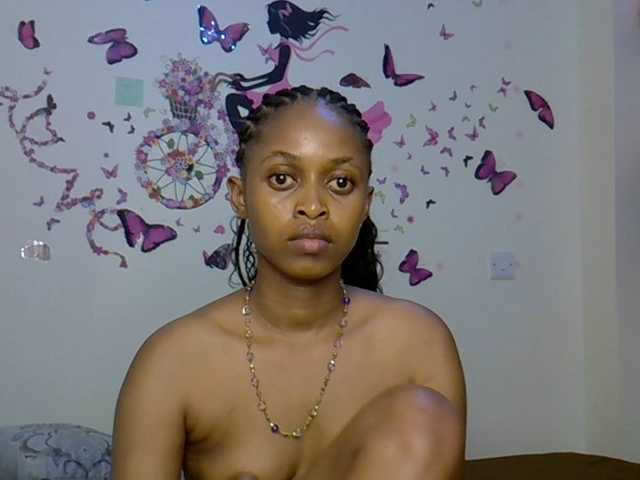 PetiteCaramel's BongaCams show and profile