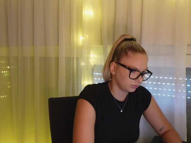 sweetpiece from BongaCams is Freechat