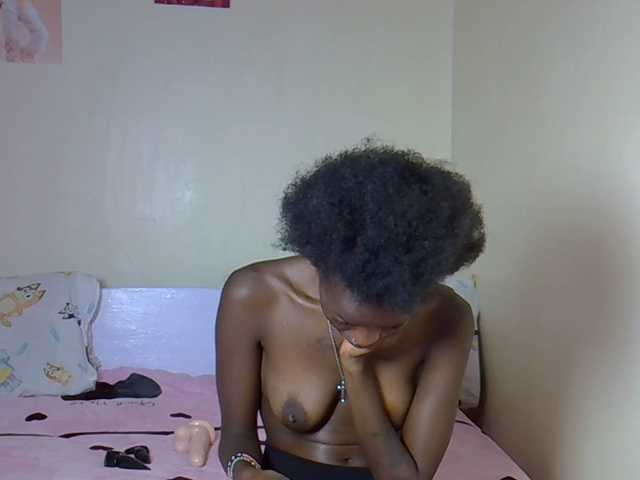 PetiteBunnny's BongaCams show and profile