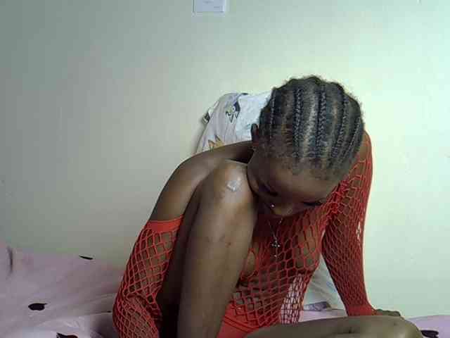 PetiteBunnny Live Webcam on BongaCams