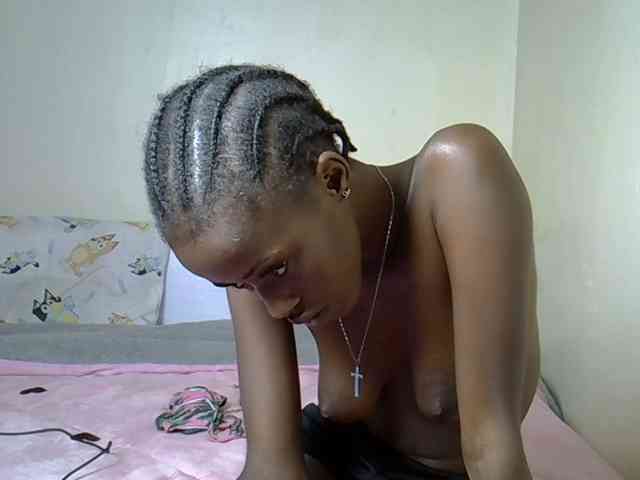 PetiteBunnny PetiteBunnny