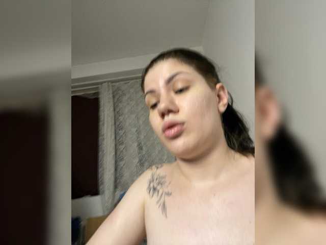 AlissaLexx's BongaCams show and profile