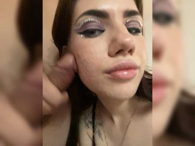  AlissaLexx chat room