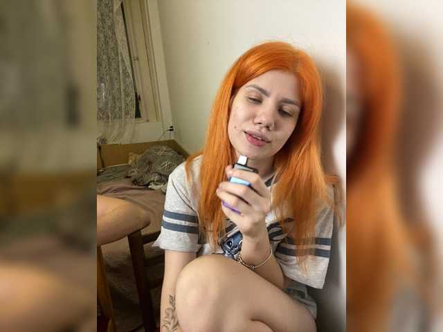 AlissaLexx's BongaCams show and profile