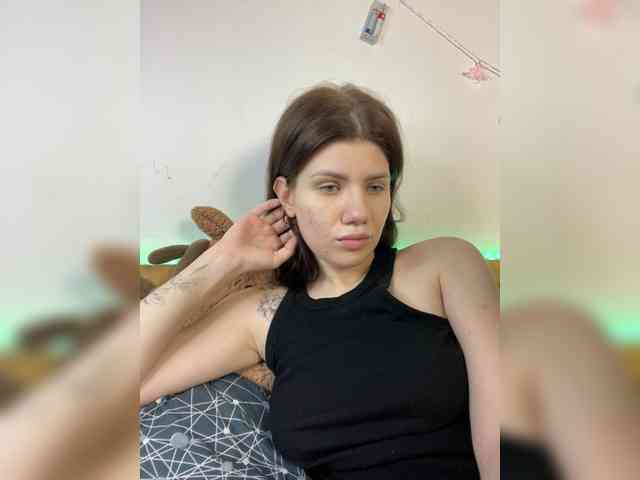 AlissaLexx Live Webcam on {site_name}