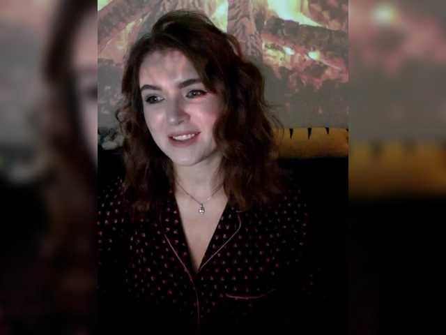 Cantii's BongaCams show and profile